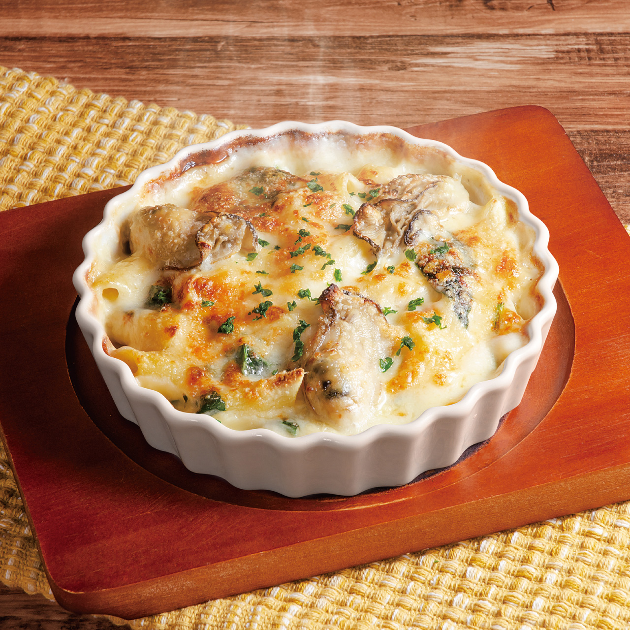 冬の贅沢！大粒牡蠣のマカロニグラタン