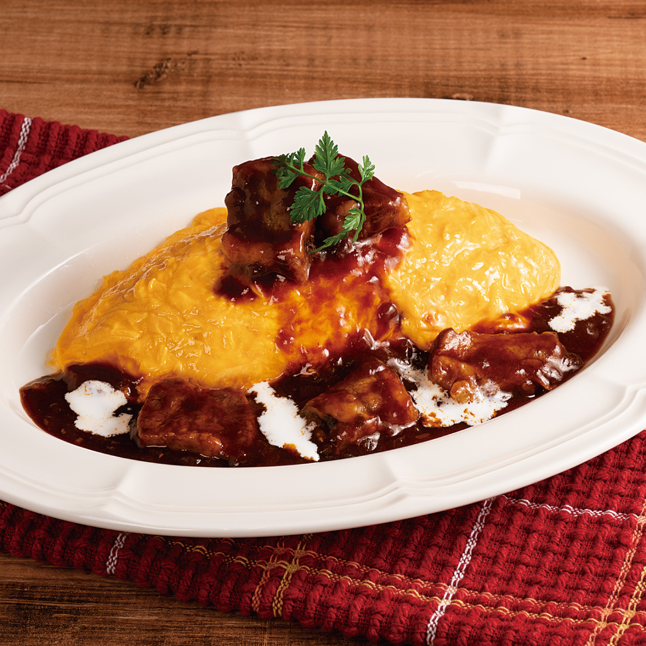 絶品 ビーフシチューオムライス